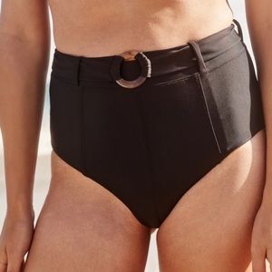 NWT Reformation M Litchi Belted Bikini Bottom